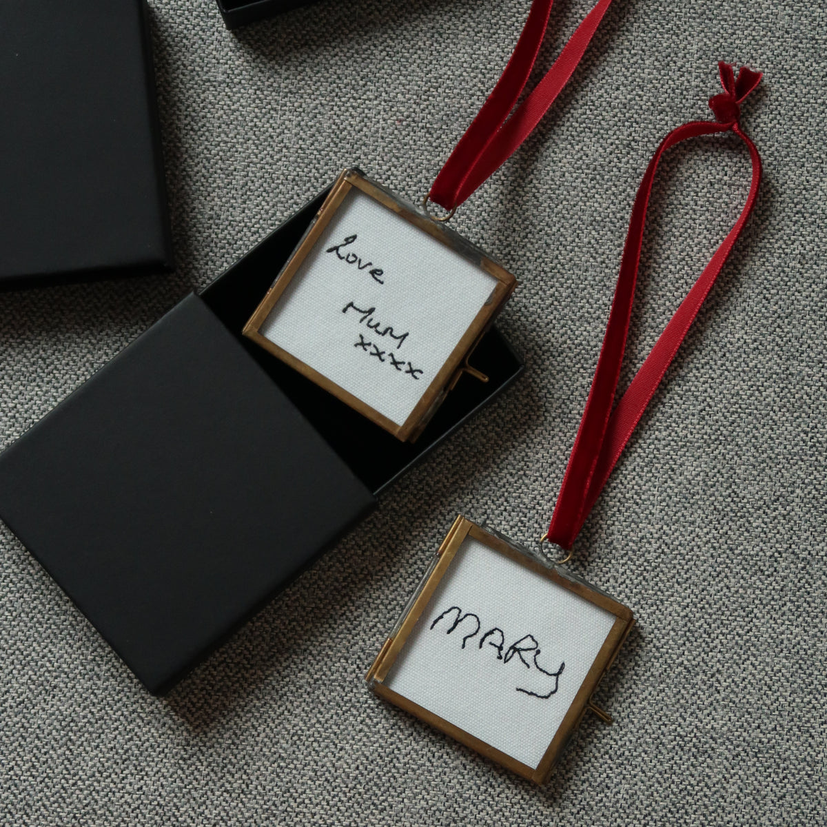 Christmas Tree Ornament | Table Place Name